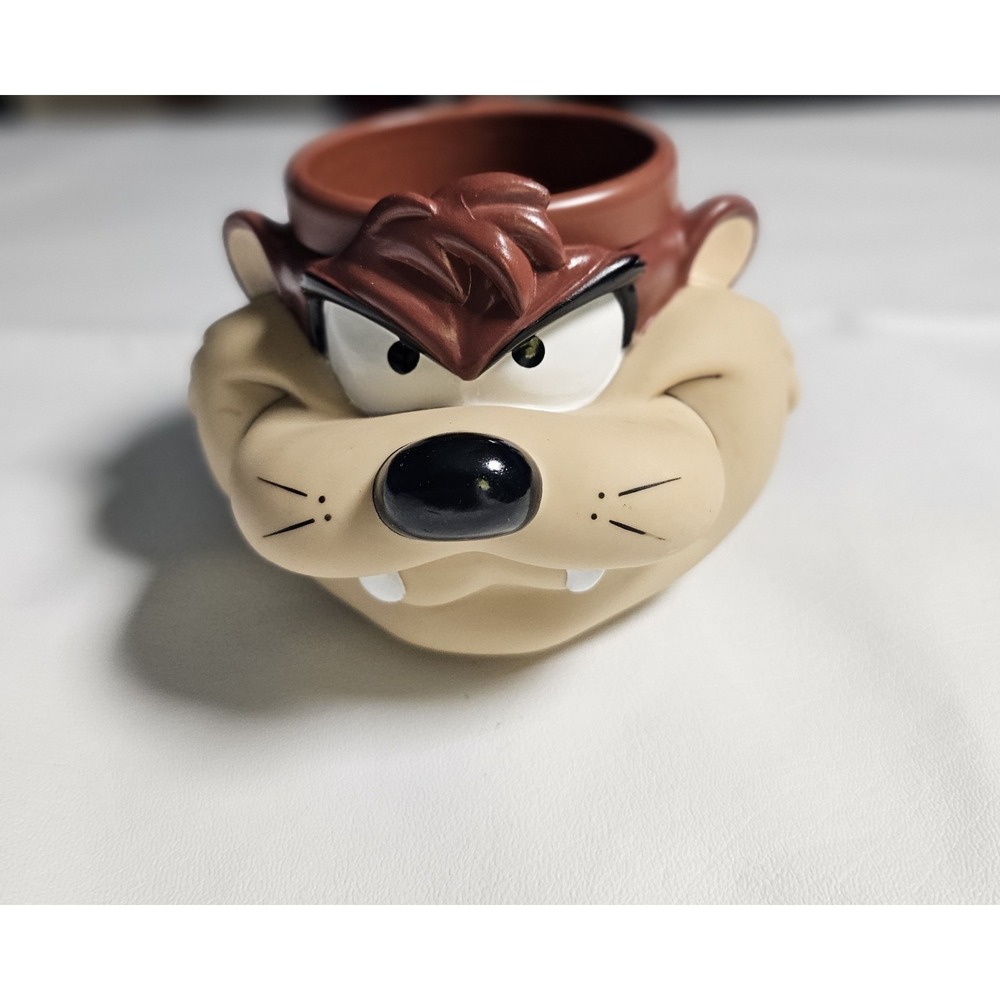 Vintage TAZMANIAN DEVIL 1992 TAZ HARD Plastic 3D Coffee Mug Looney Tunes Cup 90s